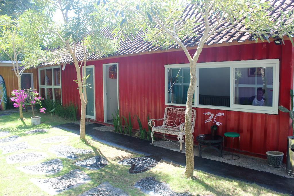 מלון Uluwatu Kubu Container מראה חיצוני תמונה